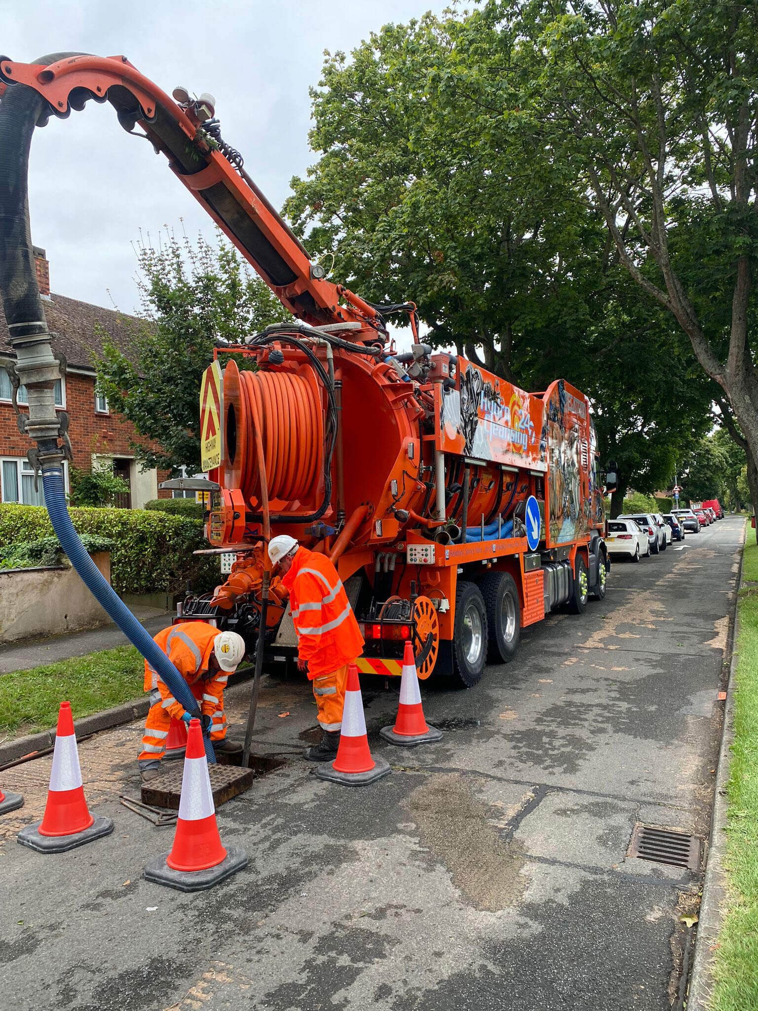 Pump cleaning team